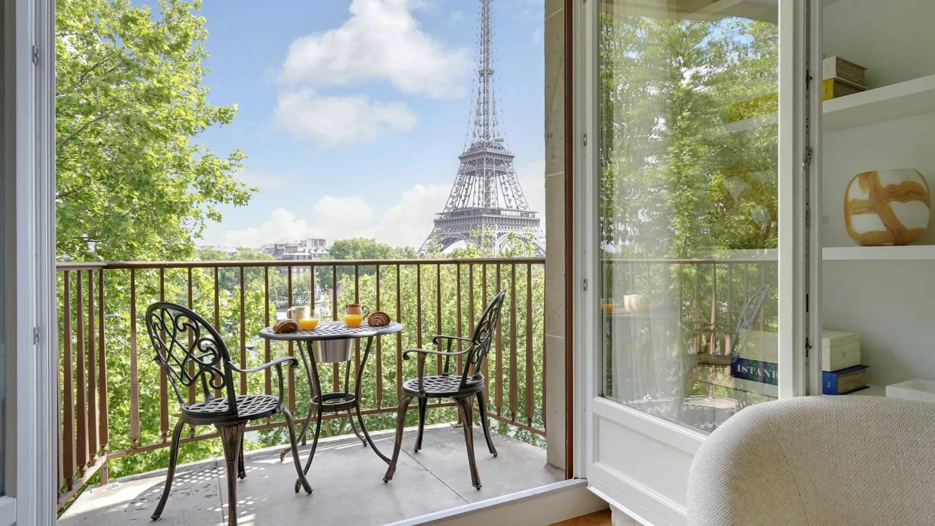 Luxurious Apartment - 2Br- 6P Eiffel Tower View 巴黎