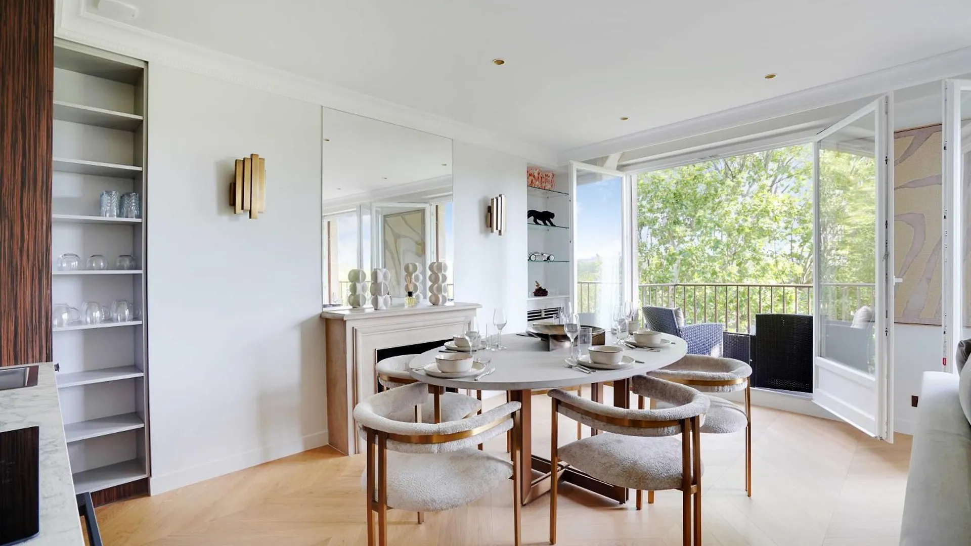 Luxurious Apartment - 2Br- 6P Eiffel Tower View 巴黎