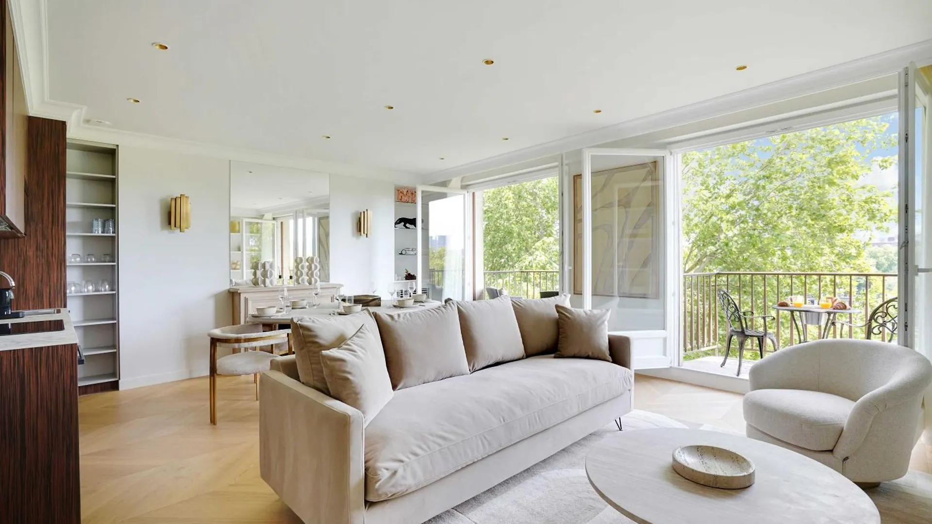 Luxurious Apartment - 2Br- 6P Eiffel Tower View 巴黎